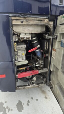 2013 MCI J4500 54 Passenger Luxury Coach Limo Spec full