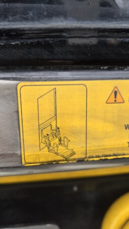 2013 MCI J4500 54 Passenger Luxury Coach Limo Spec full