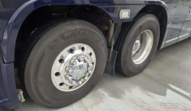 2013 MCI J4500 54 Passenger Luxury Coach Limo Spec full