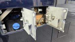 2013 MCI J4500 54 Passenger Luxury Coach Limo Spec full