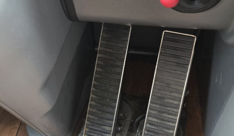 2013 MCI J4500 54 Passenger Luxury Coach Limo Spec full