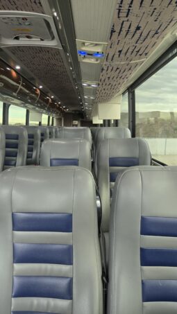 2013 MCI J4500 54 Passenger Luxury Coach Limo Spec full