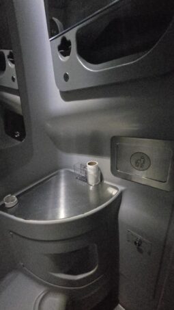 2013 MCI J4500 54 Passenger Luxury Coach Limo Spec full