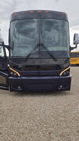 2014 MCI J4500 54 Passenger Luxury Coach full