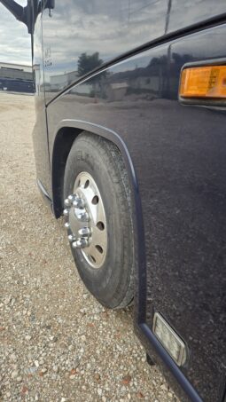 2014 MCI J4500 54 Passenger Luxury Coach full