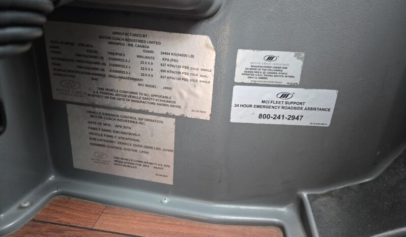 2014 MCI J4500 54 Passenger Luxury Coach full