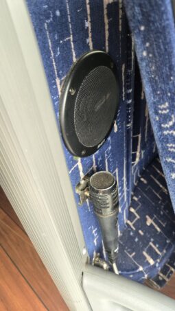 2014 MCI J4500 54 Passenger Luxury Coach full