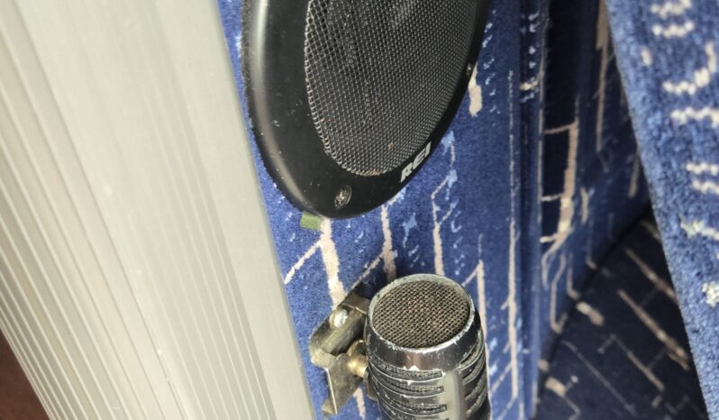 2014 MCI J4500 54 Passenger Luxury Coach full