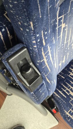 2014 MCI J4500 54 Passenger Luxury Coach full