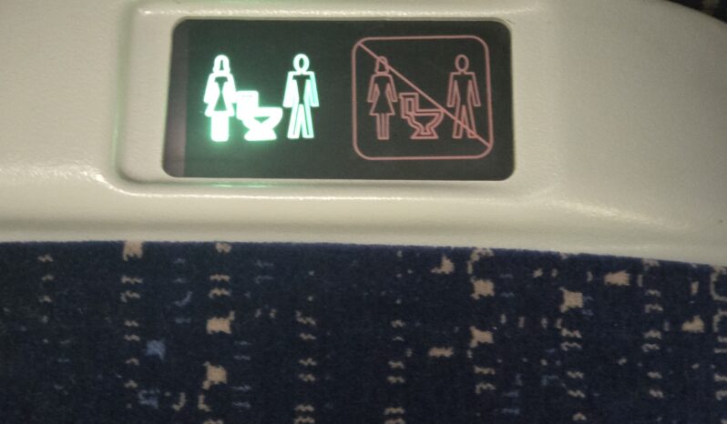 2014 MCI J4500 54 Passenger Luxury Coach full