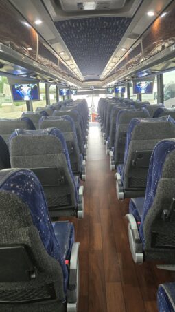 2014 MCI J4500 54 Passenger Luxury Coach full