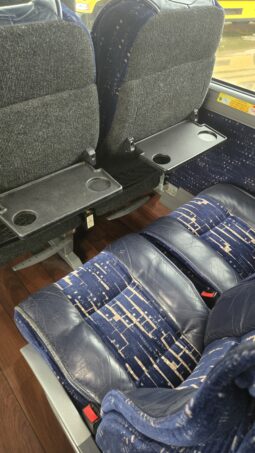 2014 MCI J4500 54 Passenger Luxury Coach full