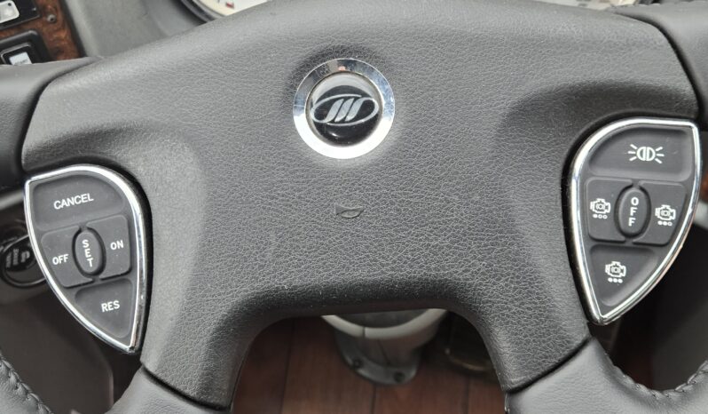 2014 MCI J4500 54 Passenger Luxury Coach full