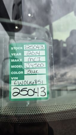 2014 MCI J4500 54 Passenger Luxury Coach full