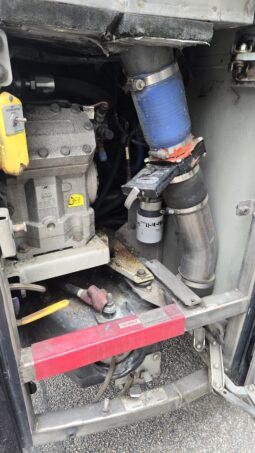 2014 MCI J4500 54 Passenger Luxury Coach full