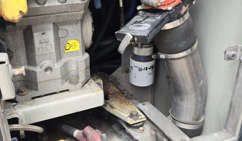 2014 MCI J4500 54 Passenger Luxury Coach full