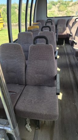 1999 Ford Cutaway 24 Passenger Shuttle full