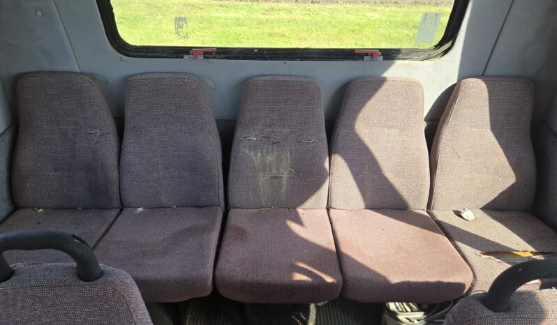 1999 Ford Cutaway 24 Passenger Shuttle full