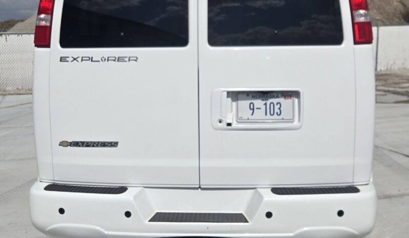 2023 Chevy Express (9 Passenger) Luxury – Explorer Limited full
