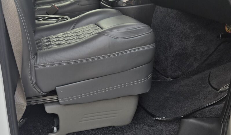2023 Chevy Express (9 Passenger) Luxury – Explorer Limited full