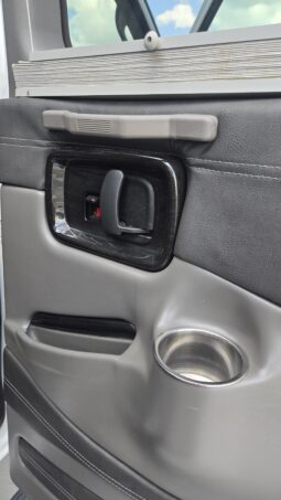 2023 Chevy Express (9 Passenger) Luxury – Explorer Limited full