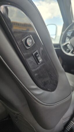 2023 Chevy Express (9 Passenger) Luxury – Explorer Limited full