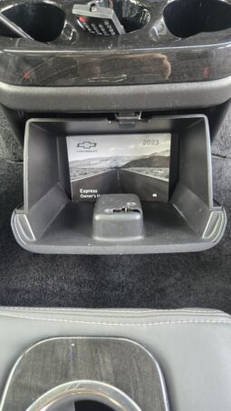 2023 Chevy Express (9 Passenger) Luxury – Explorer Limited full