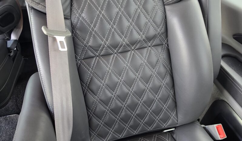 2023 Chevy Express (9 Passenger) Luxury – Explorer Limited full