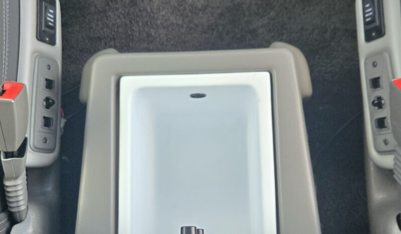 2023 Chevy Express (9 Passenger) Luxury – Explorer Limited full