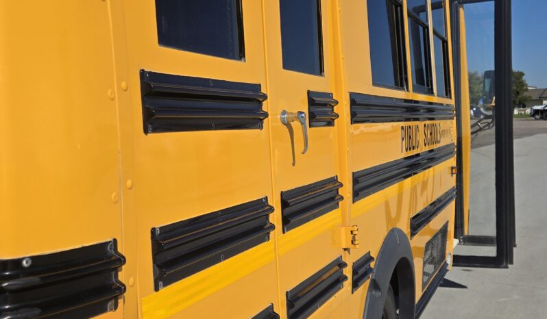 (SOLD!)-2010 Chevrolet Express Micro Blue Bird School Handi 15/Pass full