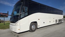 2015 MCI J4500 32-Passenger w/Gen/Kitchenette, w/c Lift, restroom