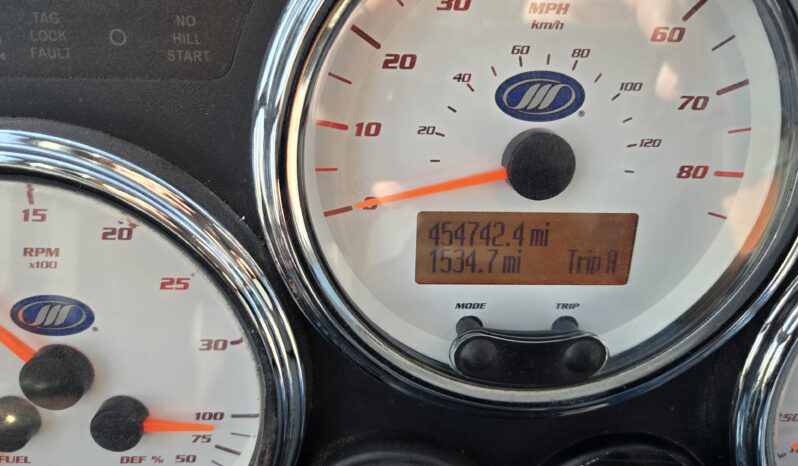 2015 MCI J4500 32-Passenger w/Gen/Kitchenette, w/c Lift, restroom full