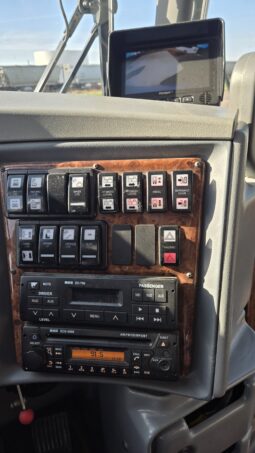 2015 MCI J4500 32-Passenger w/Gen/Kitchenette, w/c Lift, restroom full