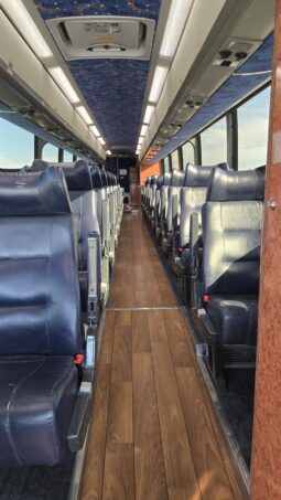 2015 MCI J4500 32-Passenger w/Gen/Kitchenette, w/c Lift, restroom full