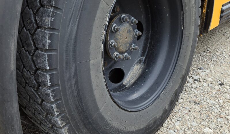 2013 Thomas Saf-T-Liner HDX 78-Passenger full