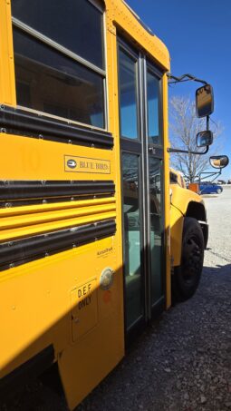 2014 Blue Bird Vision 65/pass School Bus full