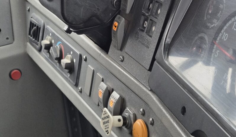 2009 Thomas Activity Bus 56-Passenger full