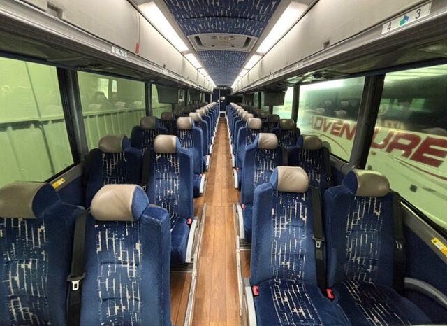2016 MCI J4500 Motor Coach full