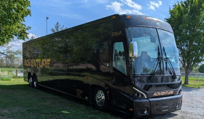 2016 MCI J4500 Motor Coach full