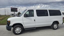 2011 Ford E350 XL Super Duty Van 9+1 Passenger