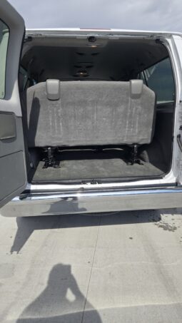 2012 Ford E350 XLT Super Duty 10 Passenger Van (Low Miles) full