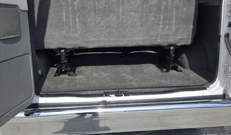 2012 Ford E350 XLT Super Duty 10 Passenger Van (Low Miles) full