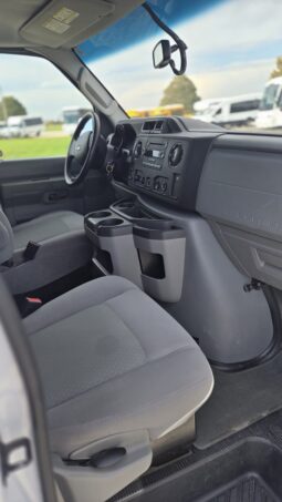 2012 Ford E350 XLT Super Duty 10 Passenger Van (Low Miles) full