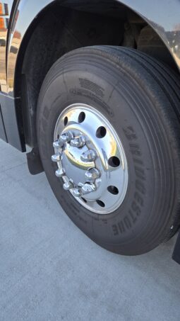 2014 PREVOST H3-45 54 Passenger Coach full