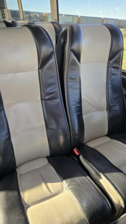 2014 PREVOST H3-45 54 Passenger Coach full