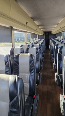 2014 PREVOST H3-45 54 Passenger Coach full