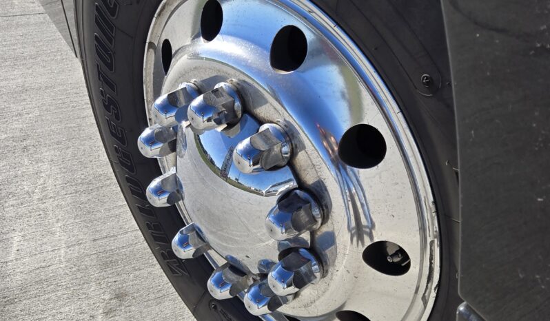 2014 PREVOST H3-45 54 Passenger Coach full