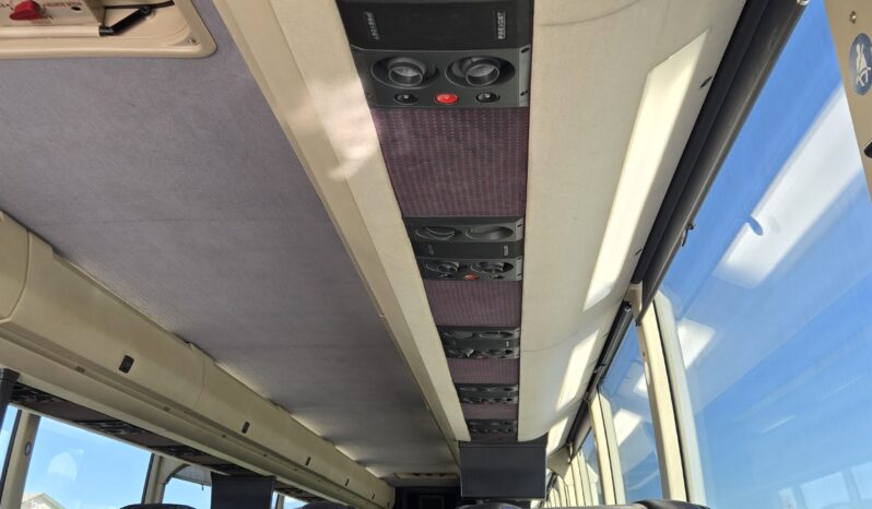 2014 PREVOST H3-45 54 Passenger Coach full