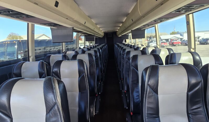 2014 PREVOST H3-45 54 Passenger Coach full