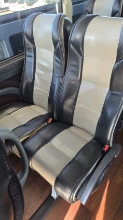 2014 PREVOST H3-45 54 Passenger Coach full